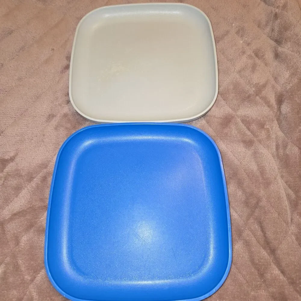 Tupperware 8